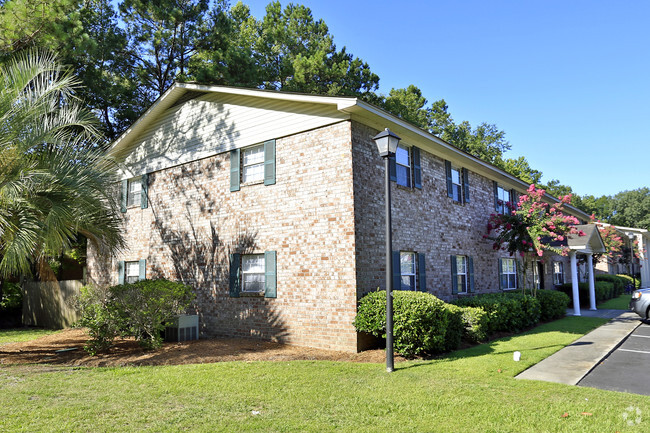 Building Photo - Magnolia Place