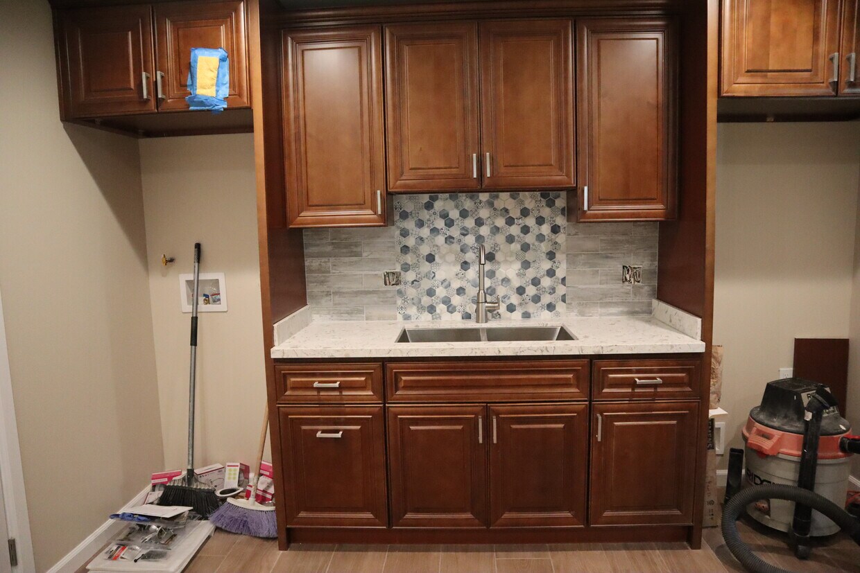 Kitchen - 1119 N Banning Blvd