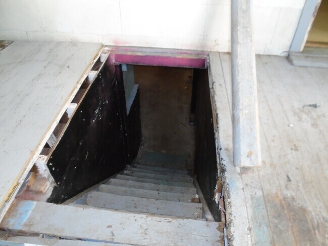 Building Photo - 2826 Angelique St
