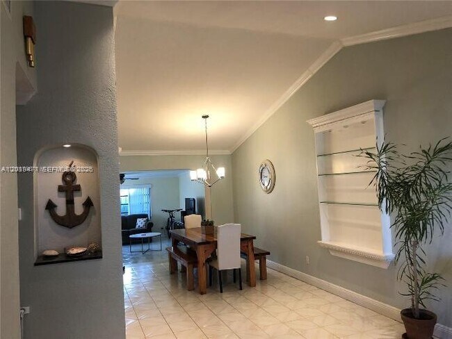 Foto del edificio - 5813 SW 140th Ave
