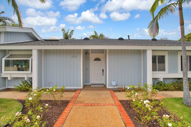 Building Photo - 1434 French Ct