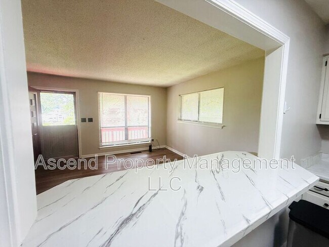 Photo - 3 Sheridan Rd Apartment