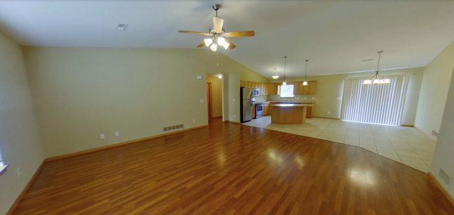 Foto del edificio - 3D Tour Available - West Side Manhattan Ho...