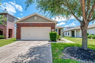Building Photo - 26123 Parkman Grove Dr