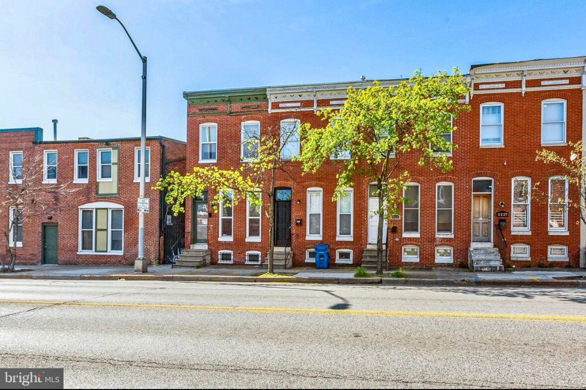 Foto principal - 2231 Orleans St