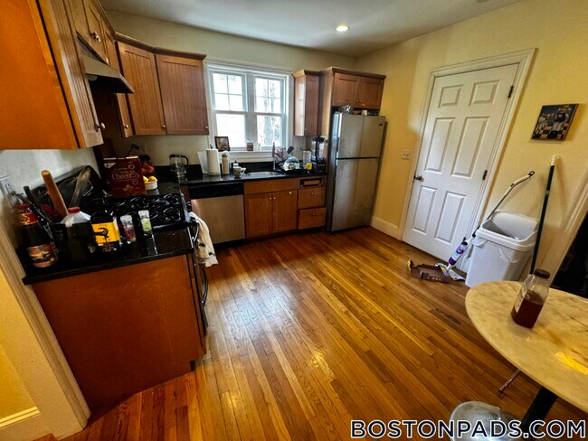 Foto del edificio - 100 Hillside St