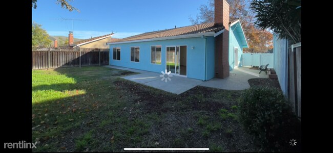 Building Photo - 3 br, 2 bath House - 5885 southwind dr san