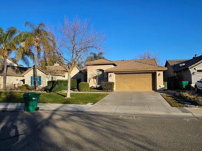 Building Photo - 3/2  Rent ready home in Lodi