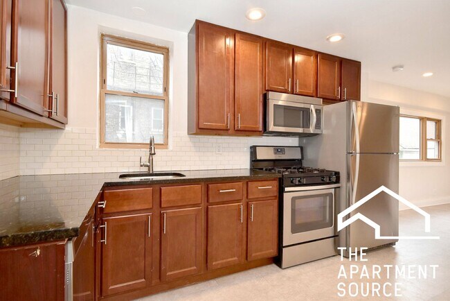 Foto del edificio - 3445 N Halsted St