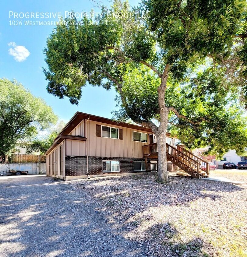 Primary Photo - 1026 Westmoreland Rd