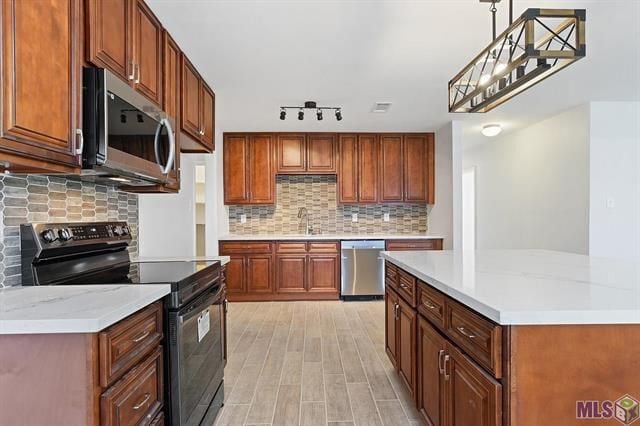 Foto principal - 644 Magnolia Dr