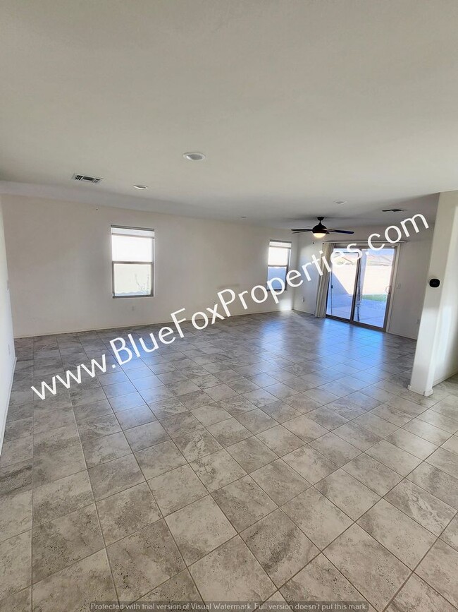 Foto del edificio - 4521 S Sunrise Bluff Way