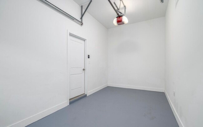 Building Photo - 1224 Alter St