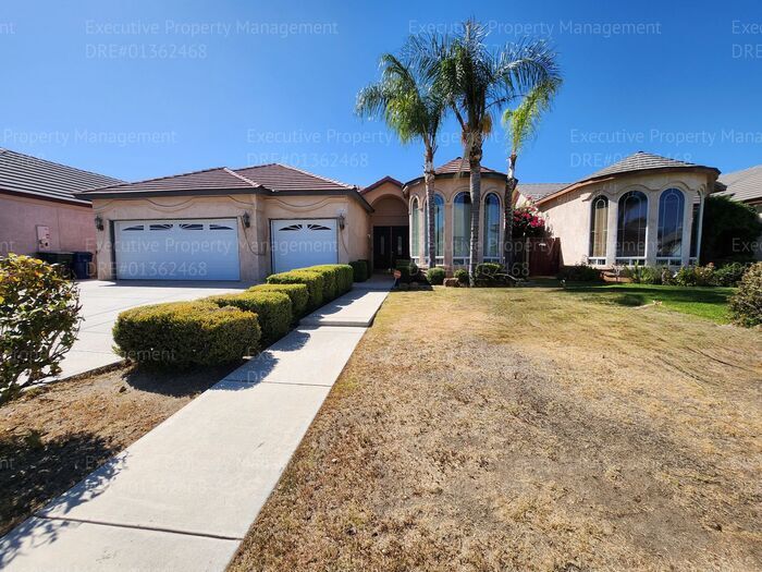 Primary Photo - 4 bedroom 3 full bath/ 3 car garage.. 2418...