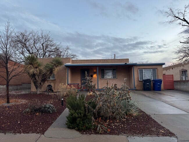 Foto del edificio - 2908 Monterey Ave SE