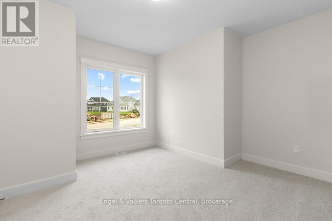Building Photo - 260 Snowberry Ln