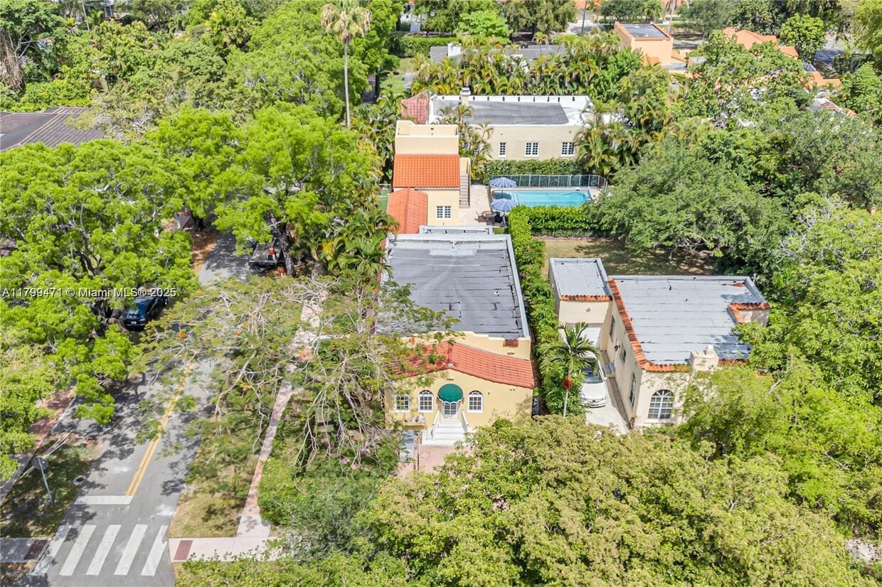 Foto principal - 1503 Genoa St