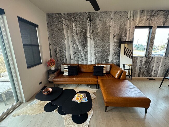 Foto del edificio - Chic, Fully-Furnished 3 Bed / 2.5 Bath Rental – Bozeman Convenience & Modern Comfort