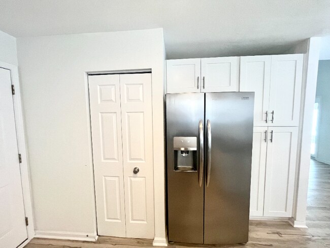 Foto del edificio - 473 Dandelion Ln