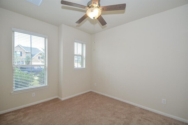 Foto del edificio - 20215 Stonebridge Terrace Dr