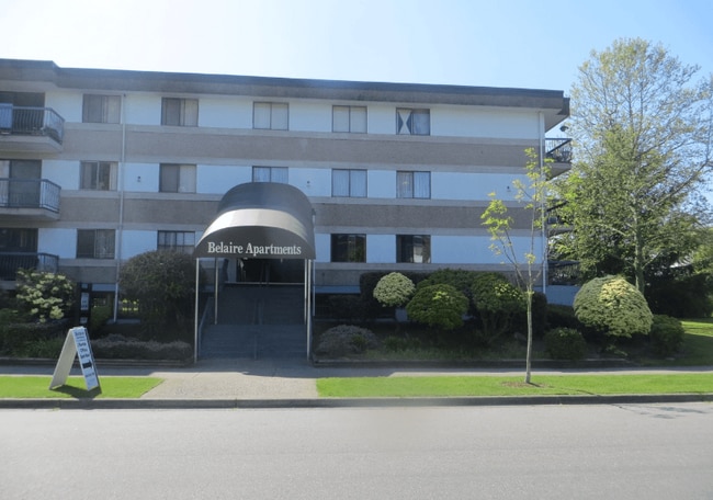 Building Photo - Belaire