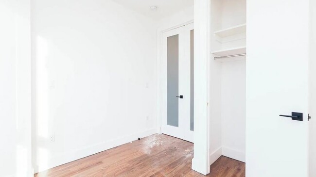 Foto del edificio - 1 bedroom in BROOKLYN NY 11237