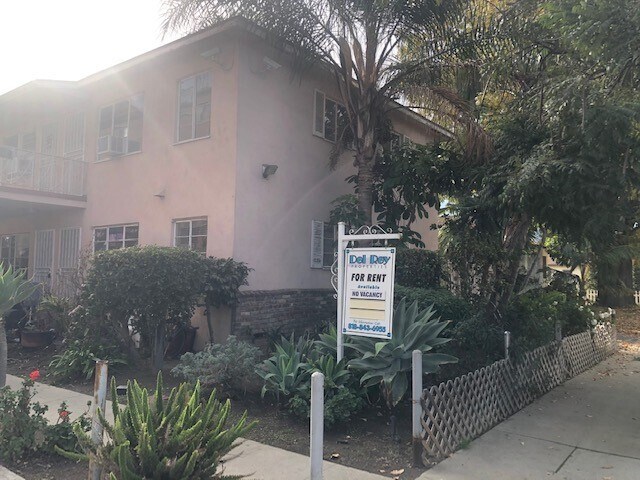 Front of building - 330 W Alameda Ave
