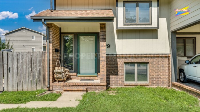 Foto principal - 759 N Illinois St