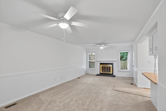 Building Photo - 39 W Wainwright Dr