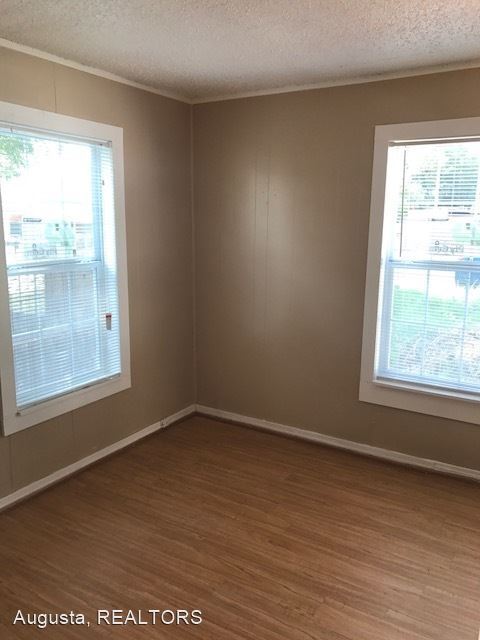 Foto del edificio - 649 E N 18th St