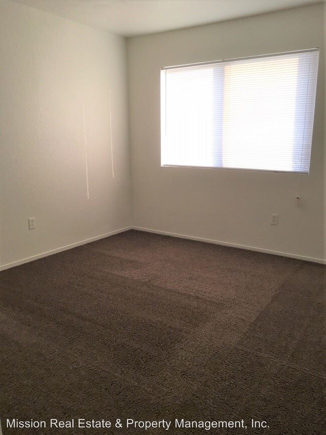 Foto del edificio - 6215 S H St