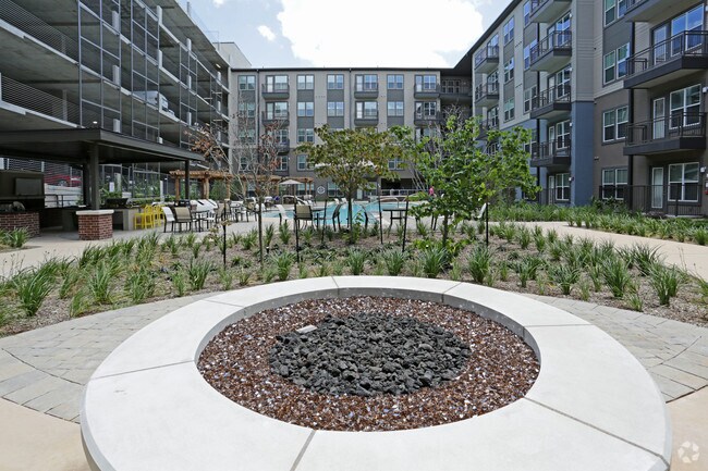 Cortland Oak Lawn Apartments Dallas, TX