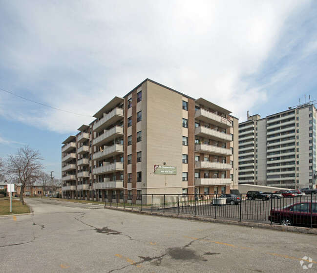 Building Photo - 35 Greenbrae