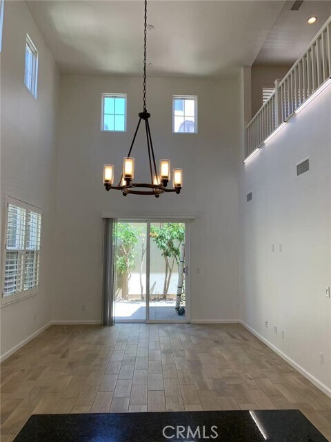 Building Photo - 85 Strawberry Grove