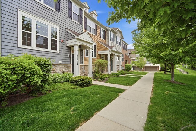 Foto del edificio - 3129 Coral Ln