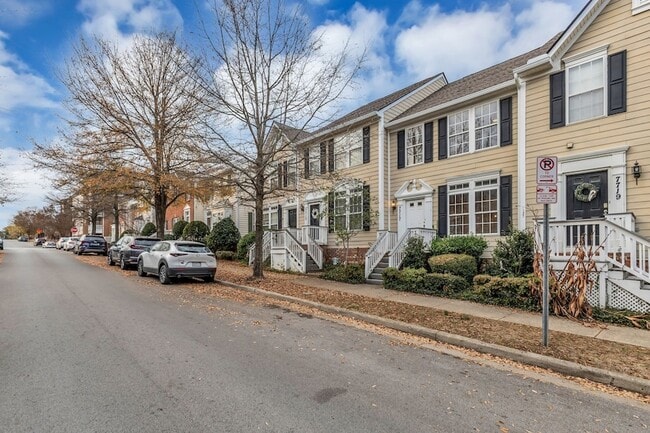 Foto del edificio - 7717 Porter House Dr