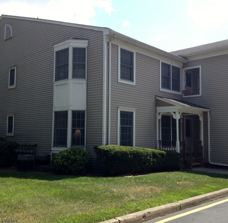 Foto principal - 120 Willard St