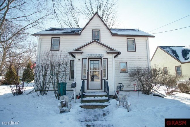 Foto del edificio - 1 br, 1 bath House - 610 3rd Ave SE Unit 2