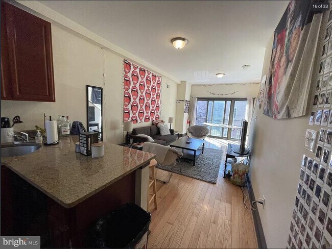 Building Photo - 1945 N 18th St