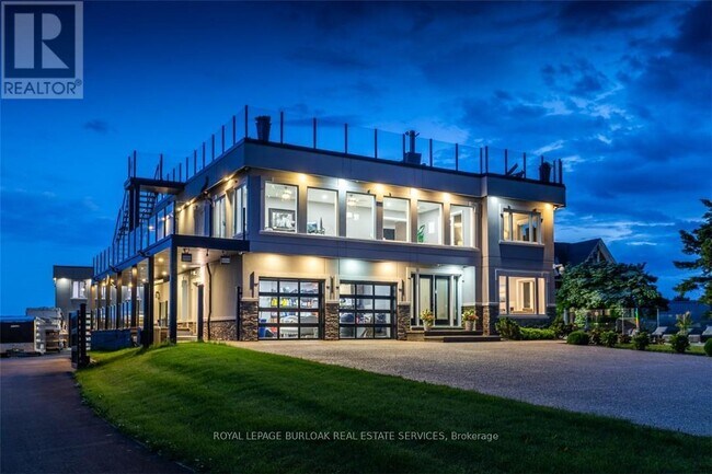 Photo du bâtiment - 4939 Thirty Rd N