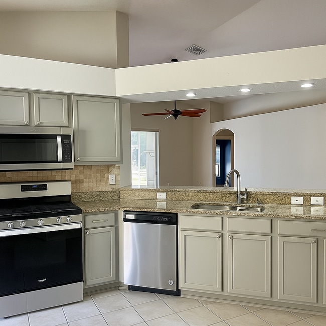 Foto del edificio - 4707 Wessex Way