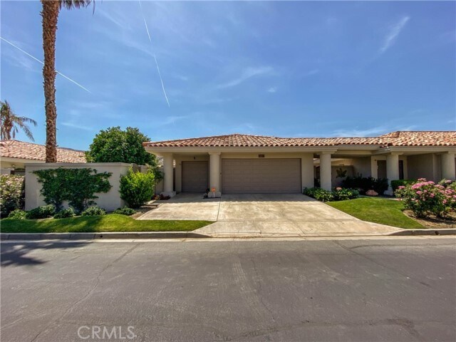 Building Photo - 54877 Inverness Way