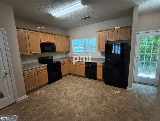 Foto del edificio - 163 Chastain Way