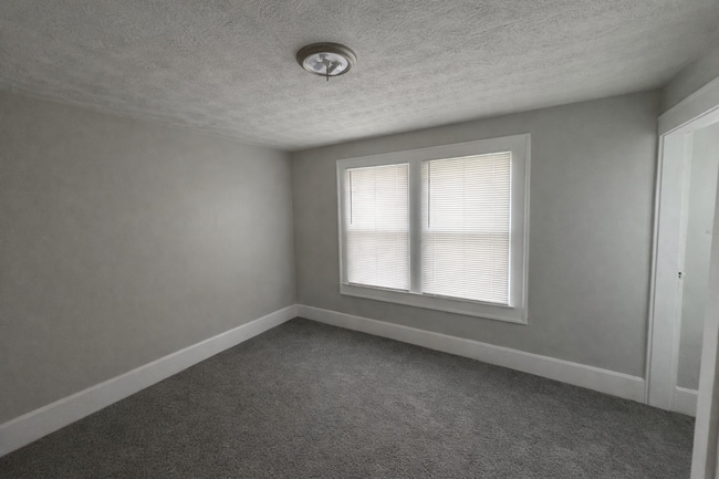 Photo - 611-613 N Colorado Ave Apartment