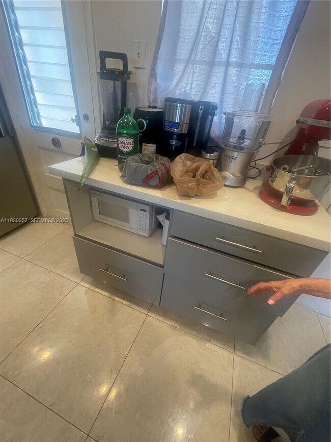 Foto del edificio - 2905 Point E Dr