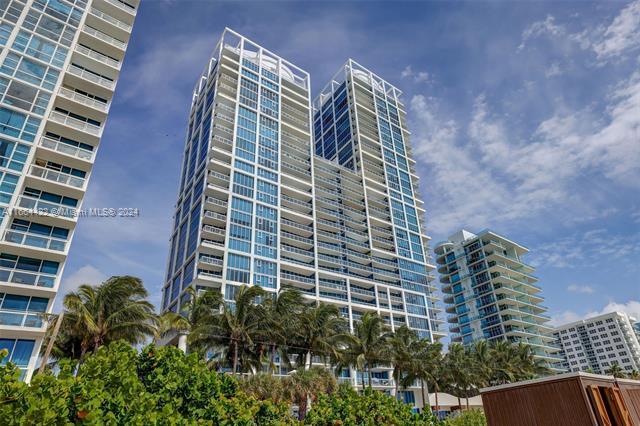 Foto del edificio - 6799 Collins Ave