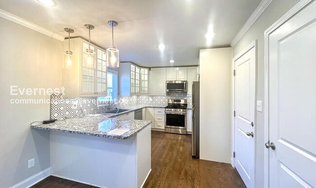 Foto del edificio - 7624 Nall Ave