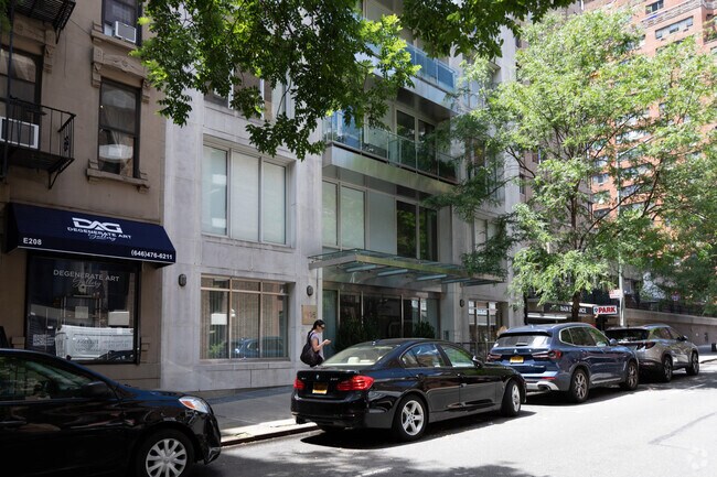 Foto del edificio - 204-206 E 73rd St
