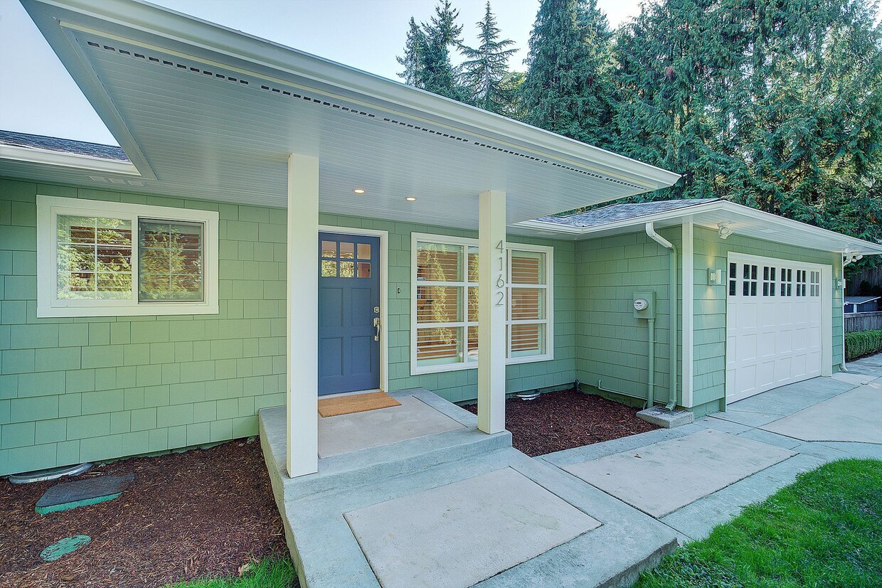 Primary Photo - 3bd/2ba Mercer Island Home