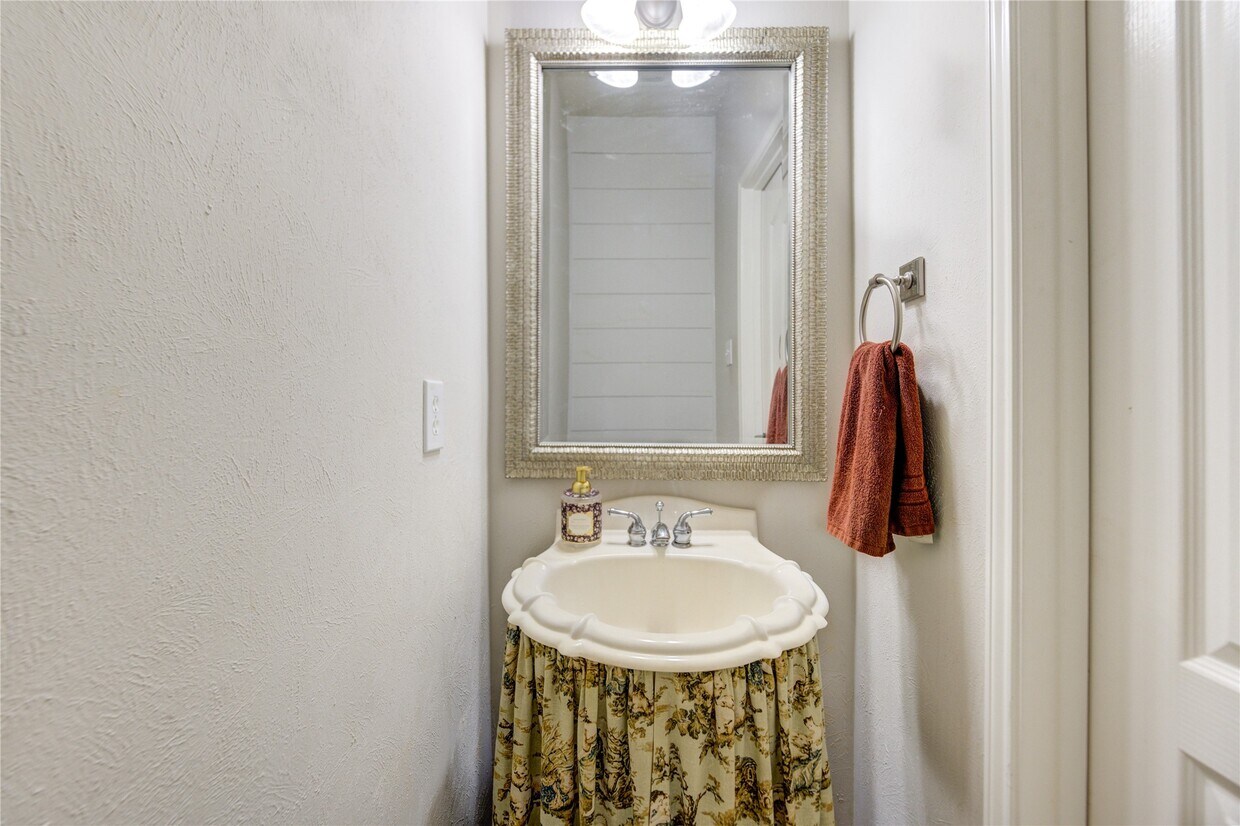 Foto del edificio - 24934 Crystal Stone Ln